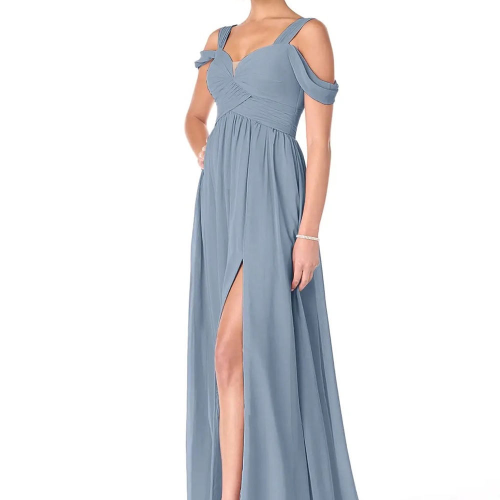 Elegant Blue Evening Gown